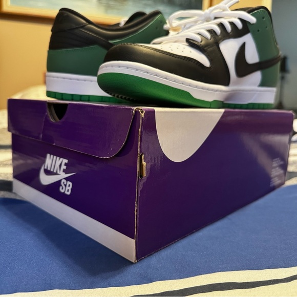 Nike SB Dunk Low Pro “Classic Green” - Picture 3 of 6